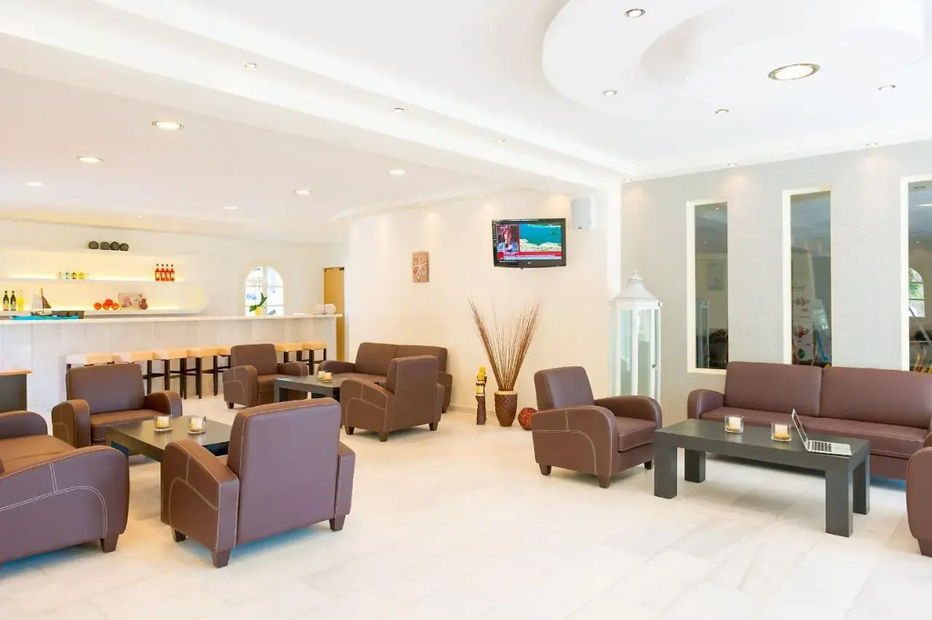 Mikri Vigla Hotel Beach Resort