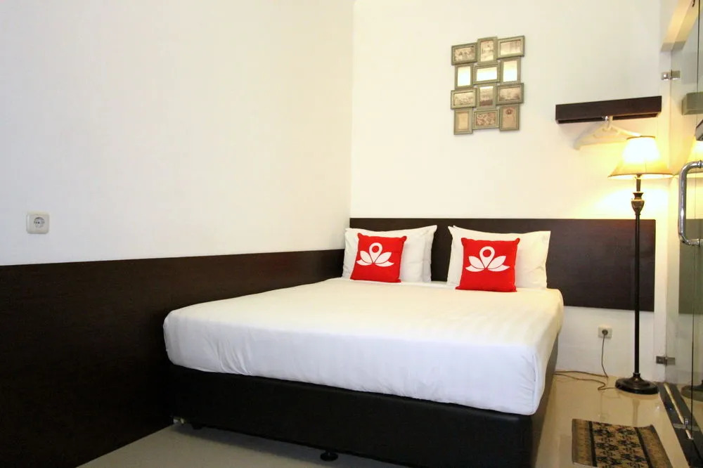 ZEN Rooms Menteng Cikini