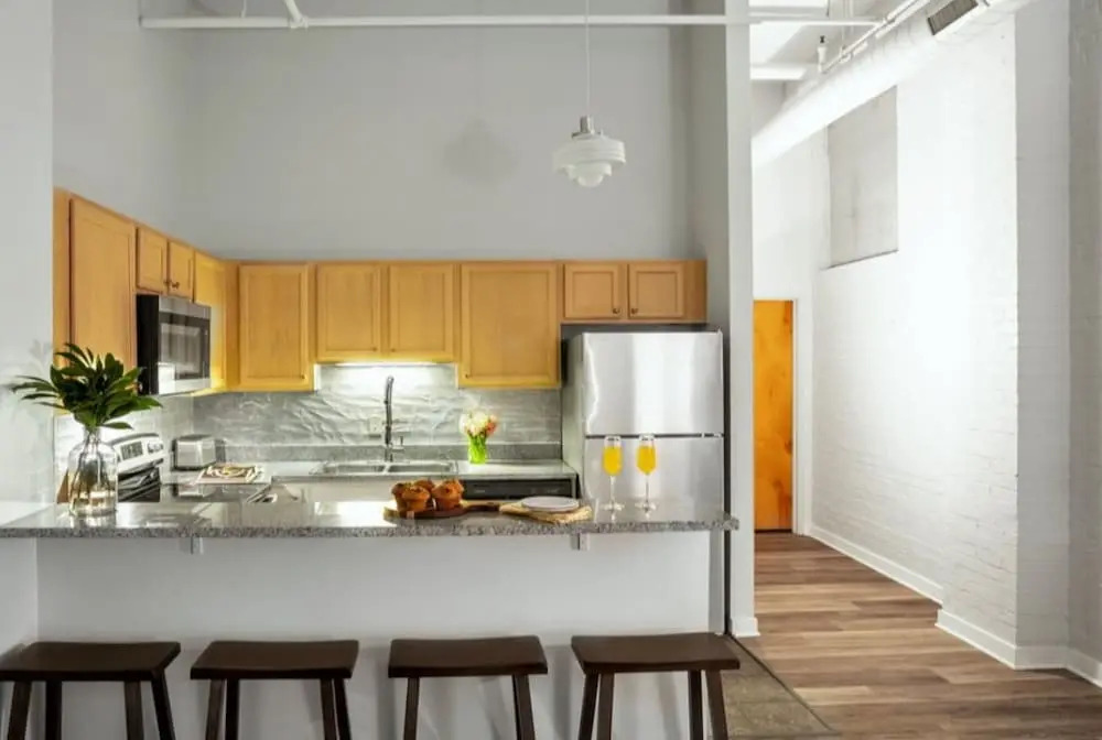 Modern Apartment | Close To Everything | CozySuites