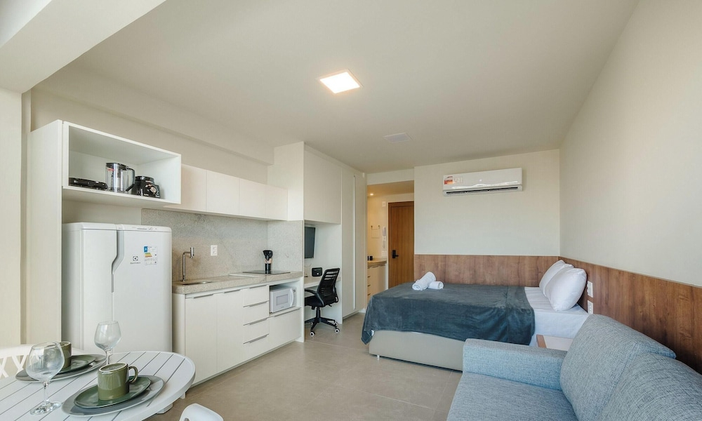 Stay With Style and Convenience in Salvador LIV