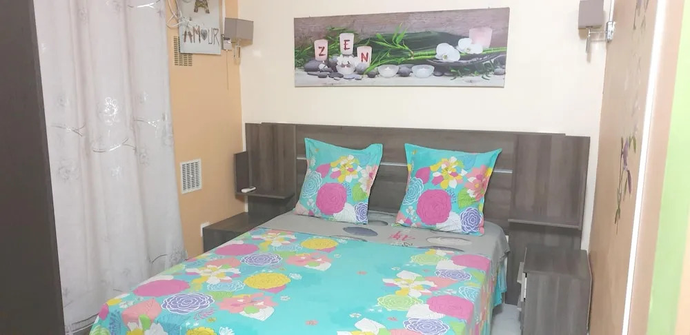 House with 2 Bedrooms in Saint Paul, with Wonderful Sea View, Enclosed Garden And Wifi - 12 Km From the Beach