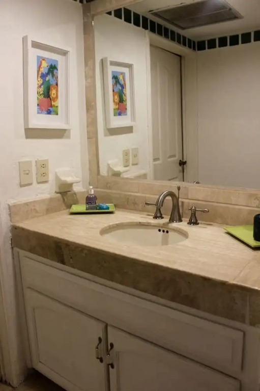 Marina Pinacate 1BR 411-V by Casago