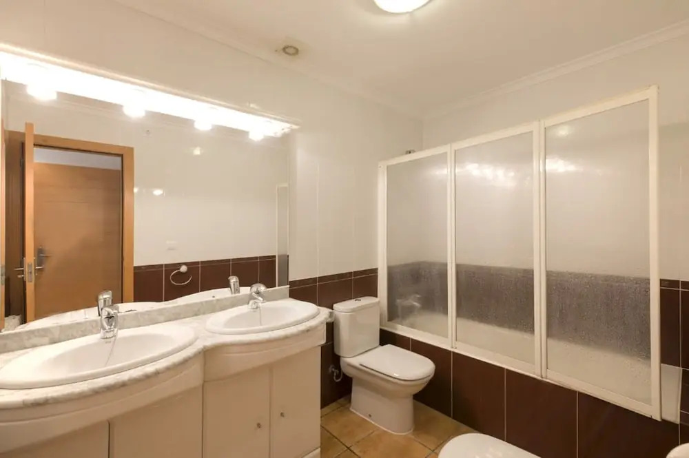Bungalow - 3 Bedrooms with Pool and WiFi - 104999