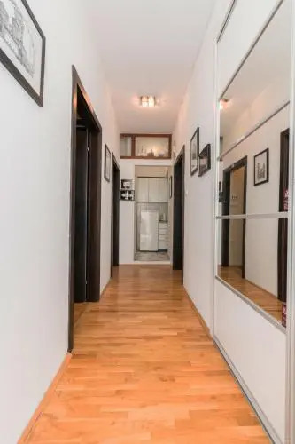 Villa Dudan LakeView Terrace & Parking available