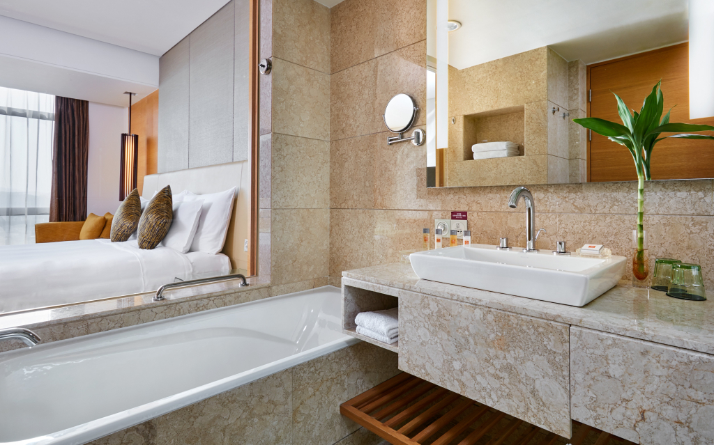 Crowne Plaza Zhongshan Wing On City by IHG