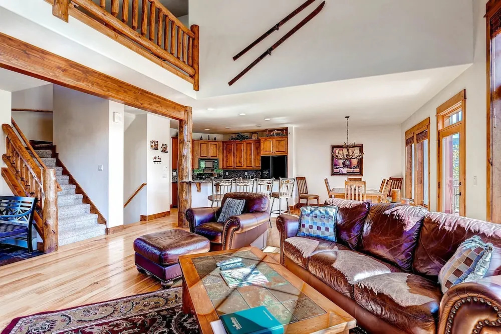 Eagleridge Townhomes 1455