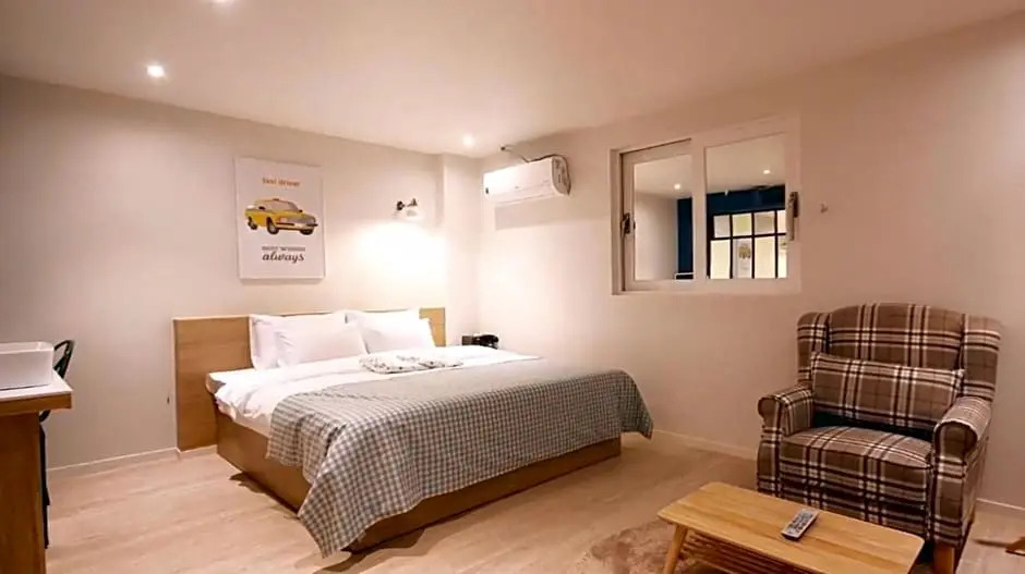 Vins 70 Hotel