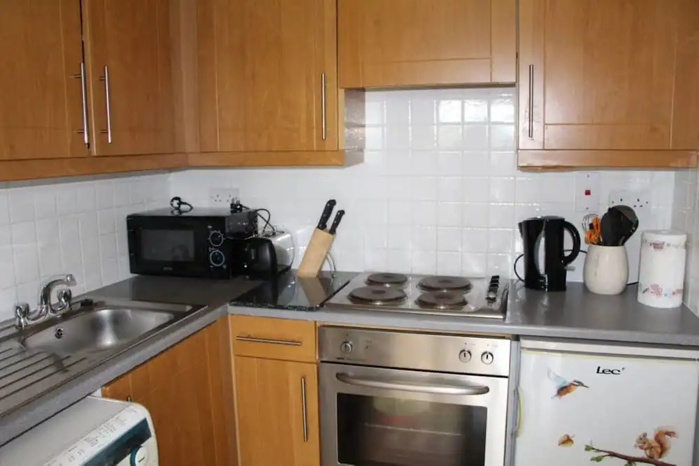 Riverside 1 Bedroom Central Flat