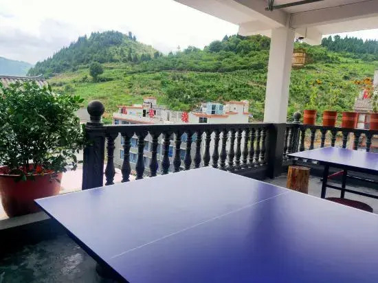 the Countryside Waterfall Homestay