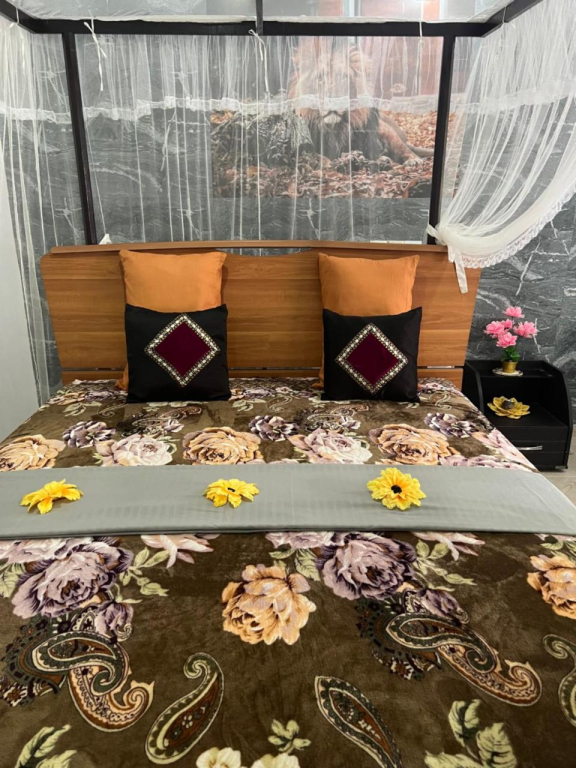 Hotel Golden Wings
