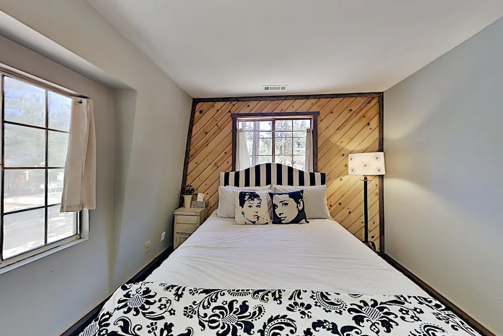 262bludr 3 Bedroom Home