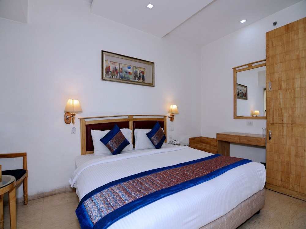 Sam Hotel
