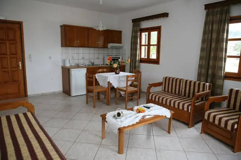 Kavos Hotel