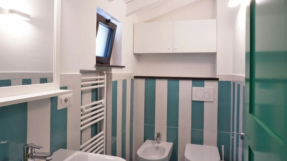 Miralunga-appartament-in-villa-e-piscina