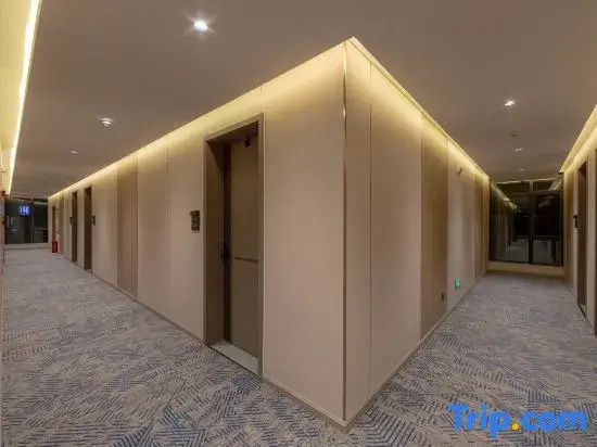 Luhe Elite Hotel (Lijiang Gucheng District)