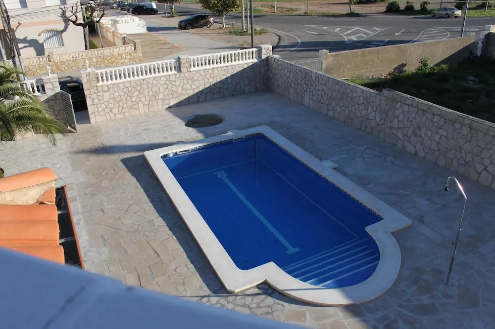 Villa With 4 Bedrooms in Mont-roig del Camp, With Private Pool and Fur