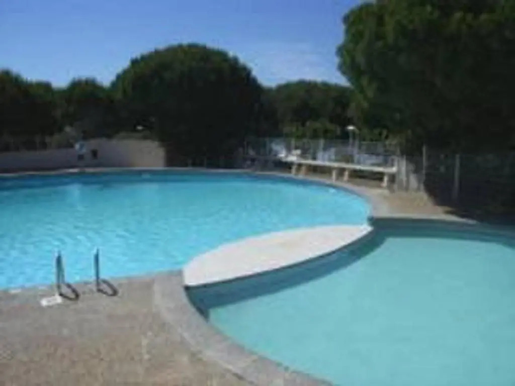 Appartement Port Camargue, 1 pièce, 4 personnes - FR-1-250-196
