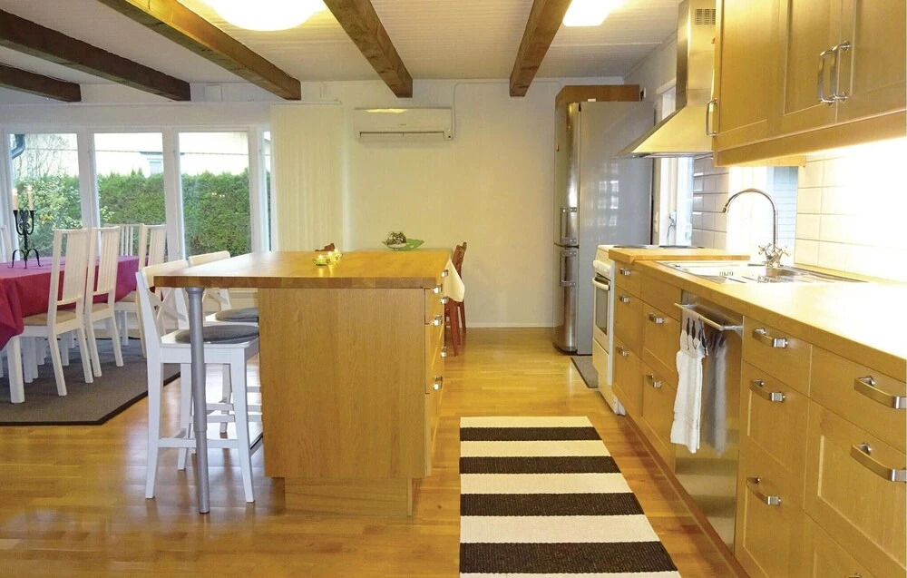 Lovely Home In Beddingestrand With Wifi