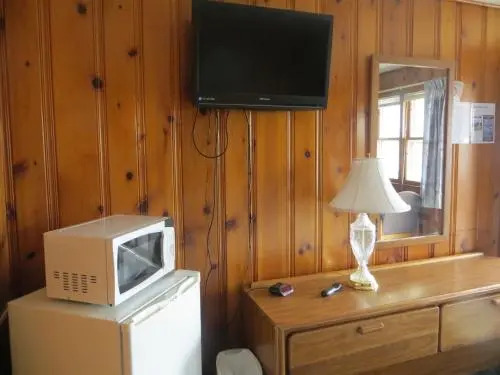 Twi-lite Motel