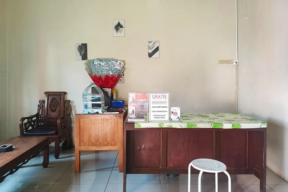 RedDoorz Syariah near Universitas Jambi Telanaipura