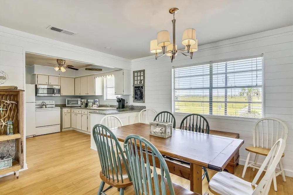 Bermuda Escape 3 Bedroom Home