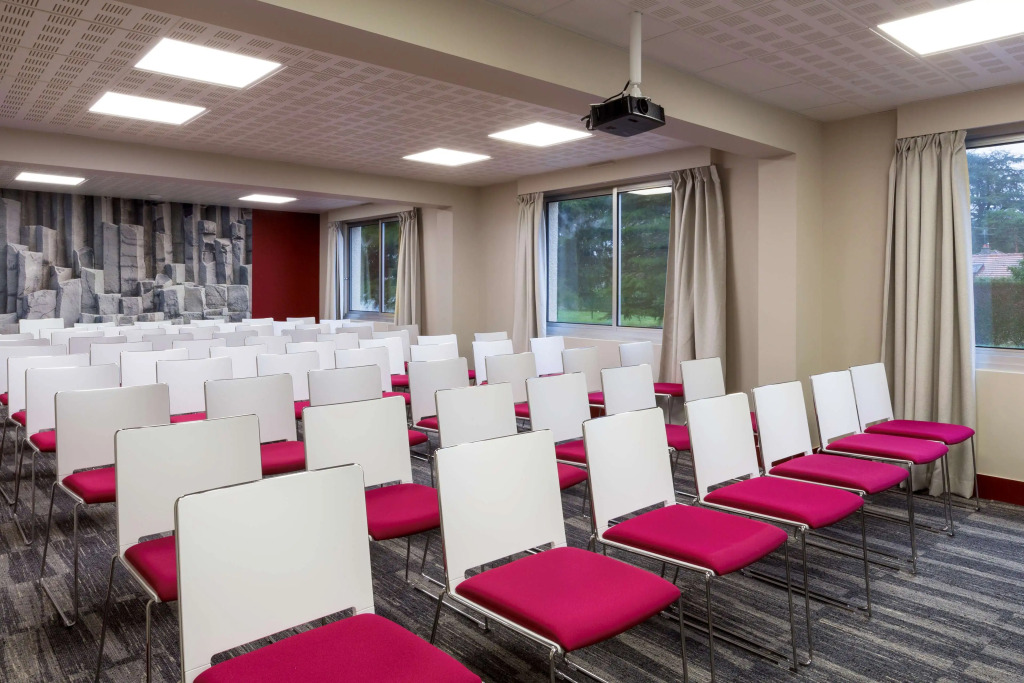 BEST WESTERN La Porte des Châteaux
