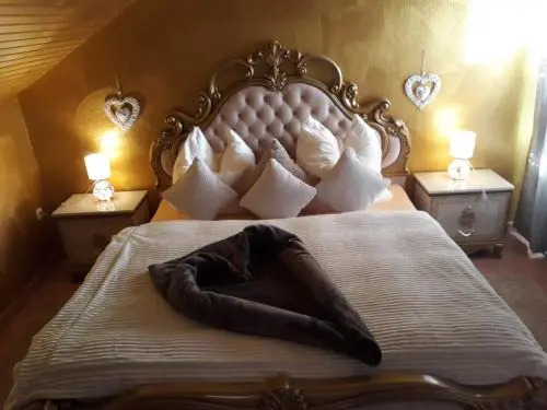Whirlpool Suite Marrakesch-Lounge