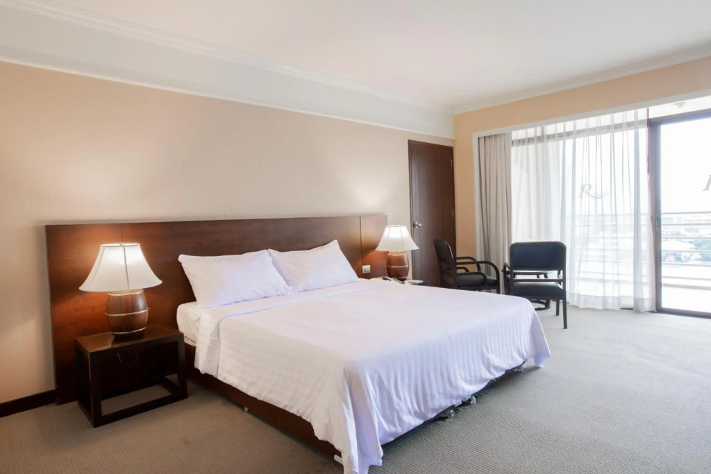 The Royal River Hotel