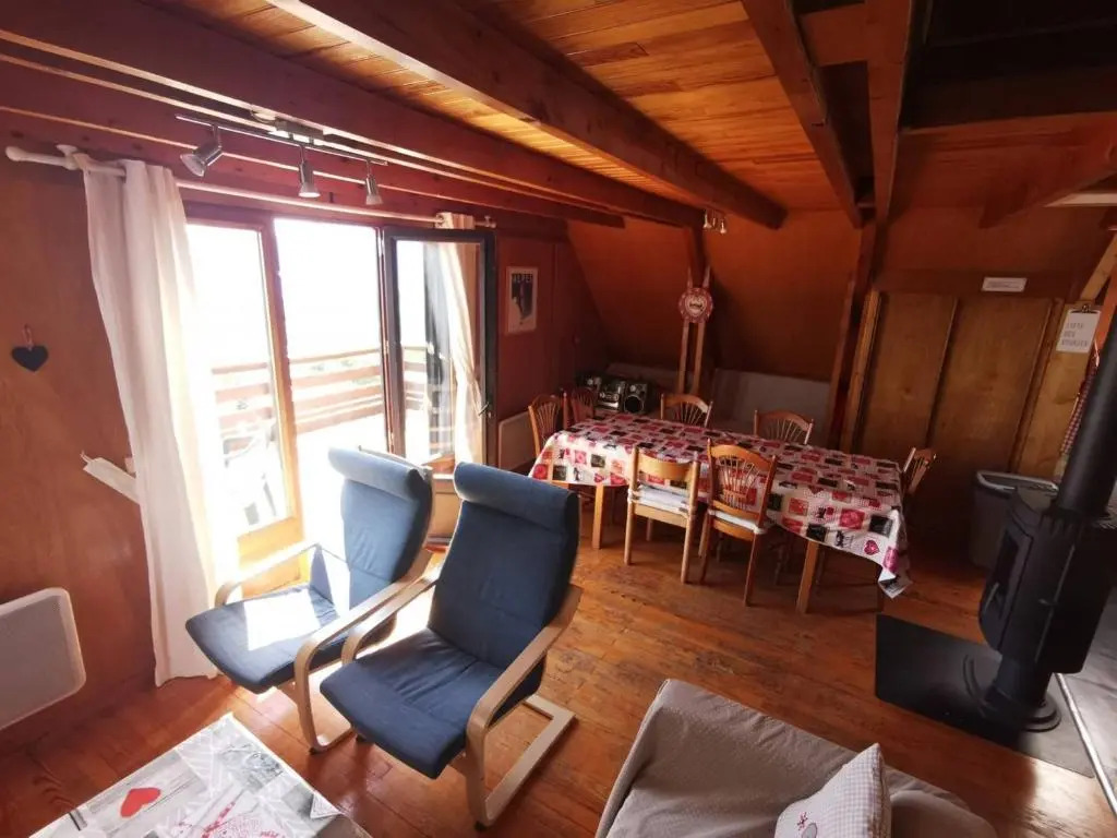 Chalet cosy 9 pers. avec balcon Sud, poêle à bois, Wi-Fi, proche pistes - Saint-Michel-de-Chaillol - FR-1-393-143