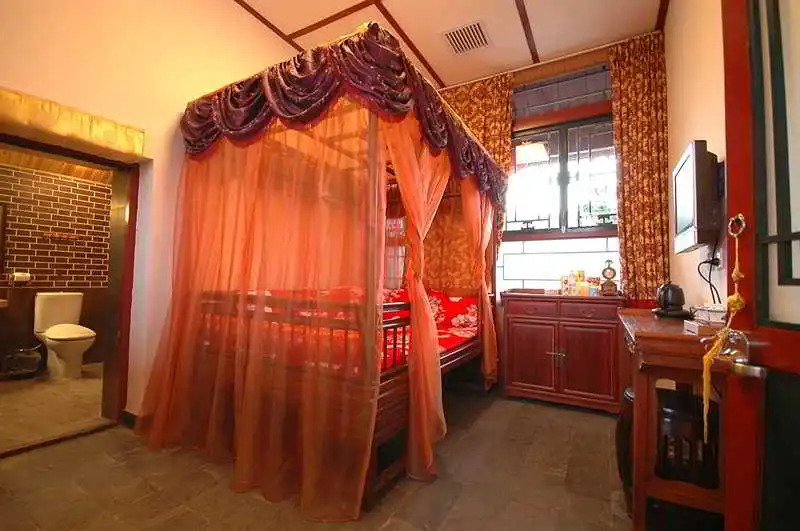 Zhongtang Courtyard