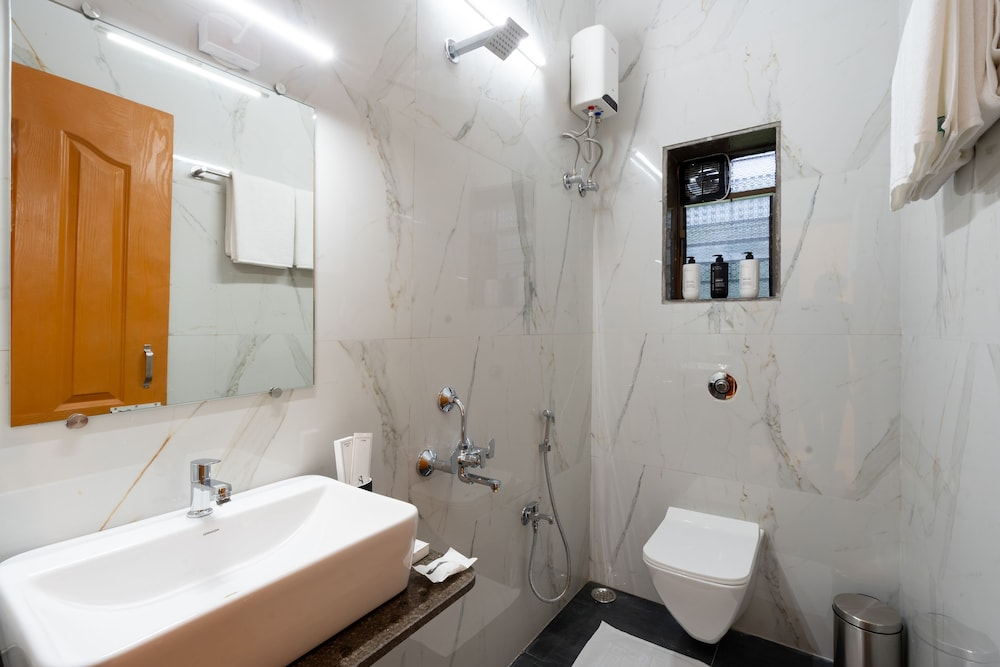 Alaya Stays The Fernstead 5BHK Villa