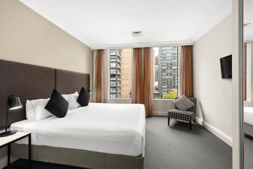 Melbourne City Suites