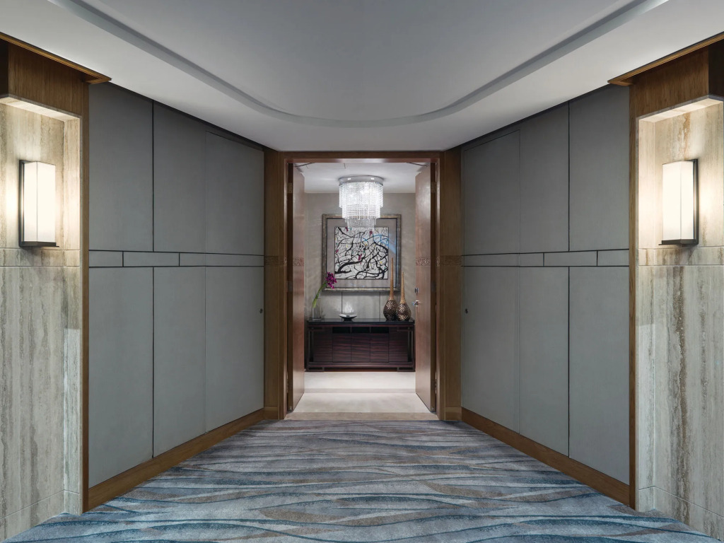 Pullman Haining