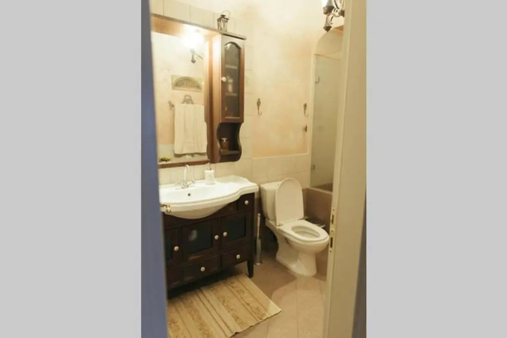 Apartment in Anakasia overlooking Volos