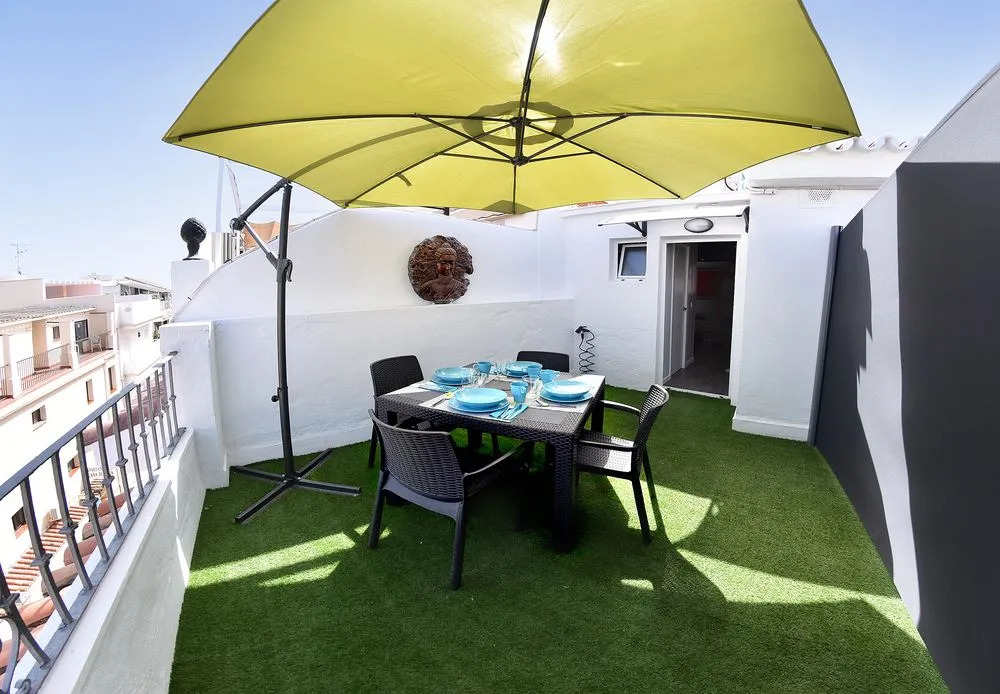 Apartamentos Playa 76