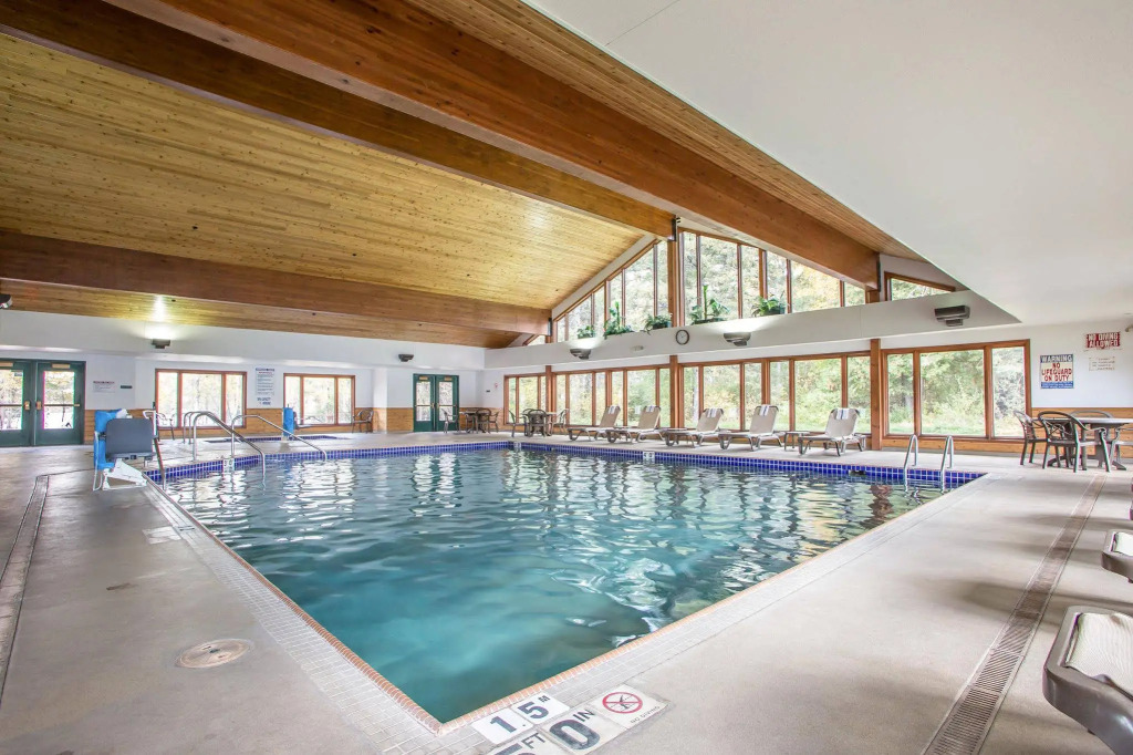 Holiday Inn Express & Suites Hayward by IHG