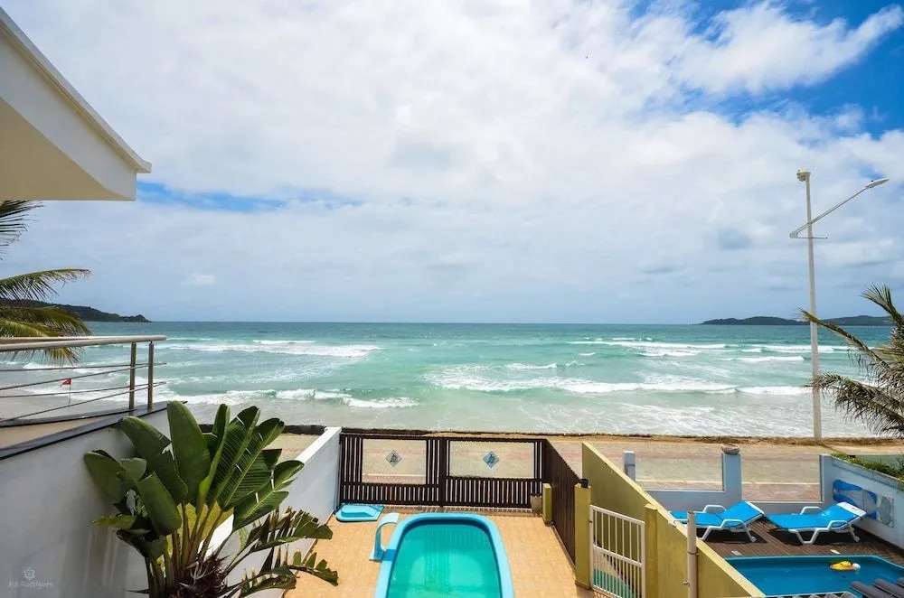 Banana House Sea Shore