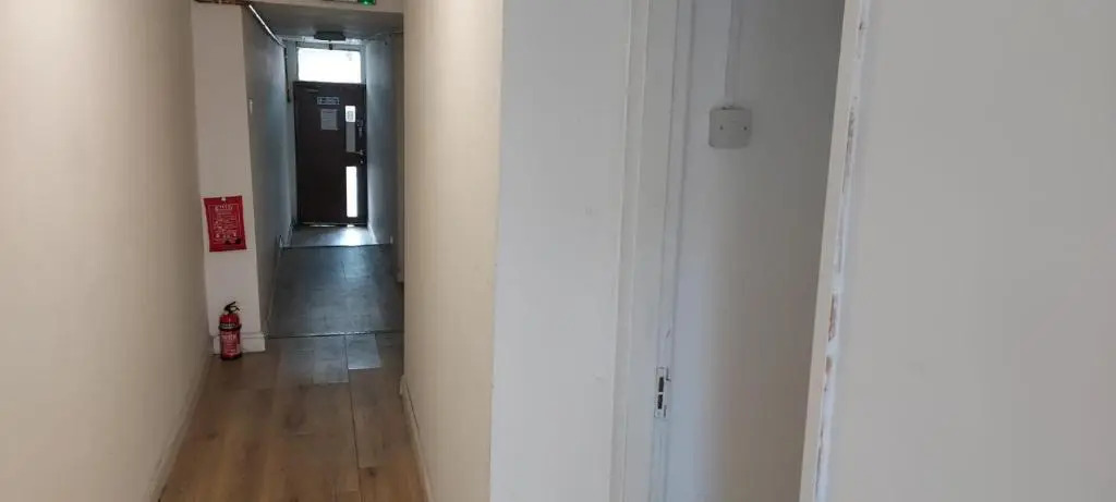 Lovely 3-bed Apartment in Parkgate Rotherham