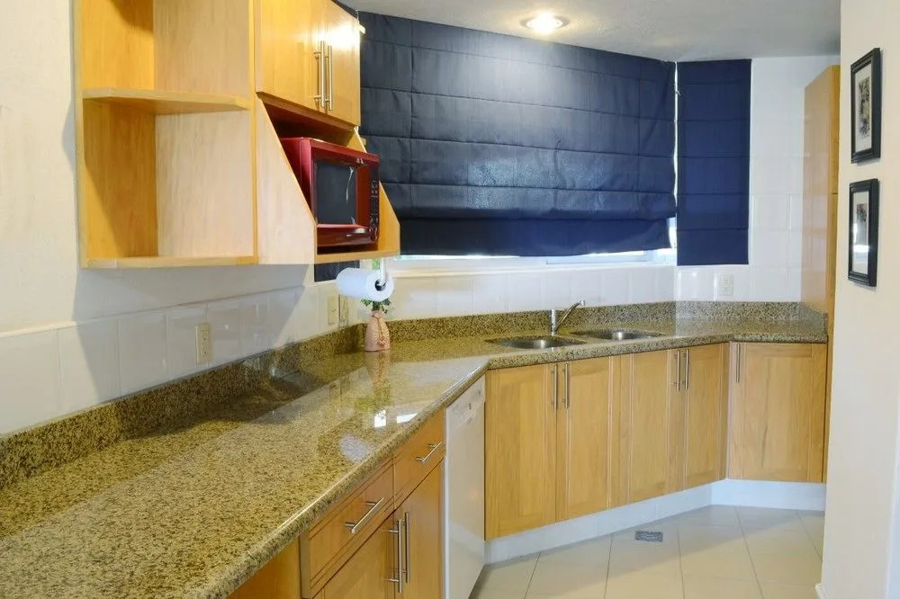 Bay View Grand by Hbm