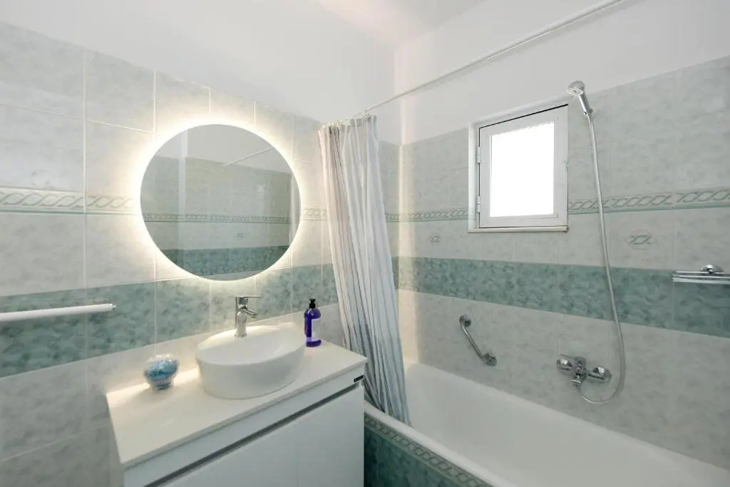 Villa Irilena - 4Bdr Beach House