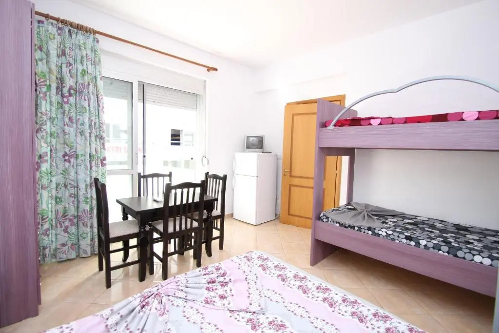 Sea View Marina Apartment Vlore