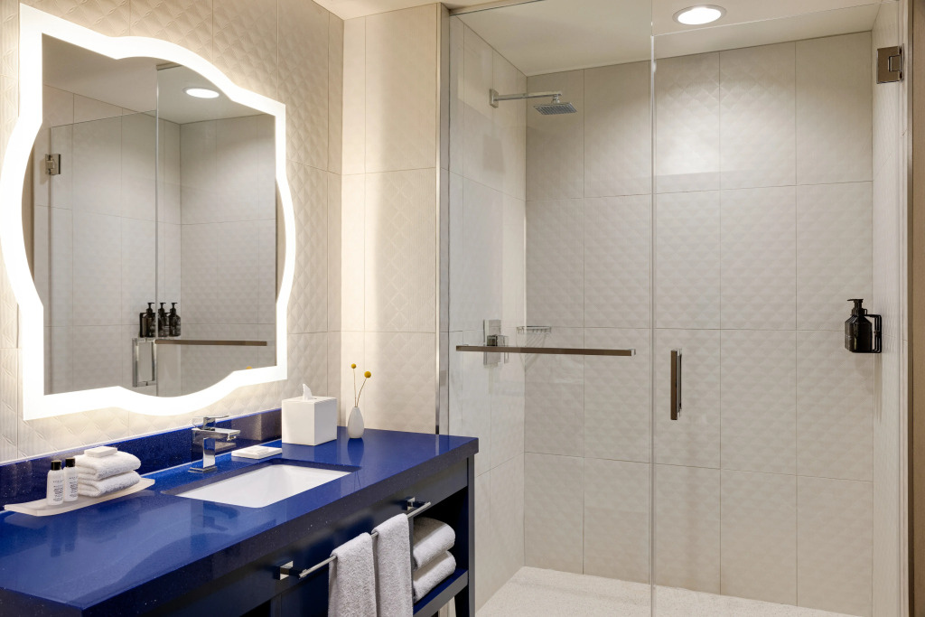 Hotel Indigo Naperville Riverwalk by IHG