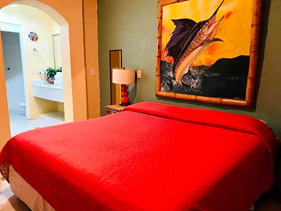 VILLA PARA 8p 6A 2M dentro del HOTEL a un costado del Krystal IXTAPA cuenta con playa y WIFI