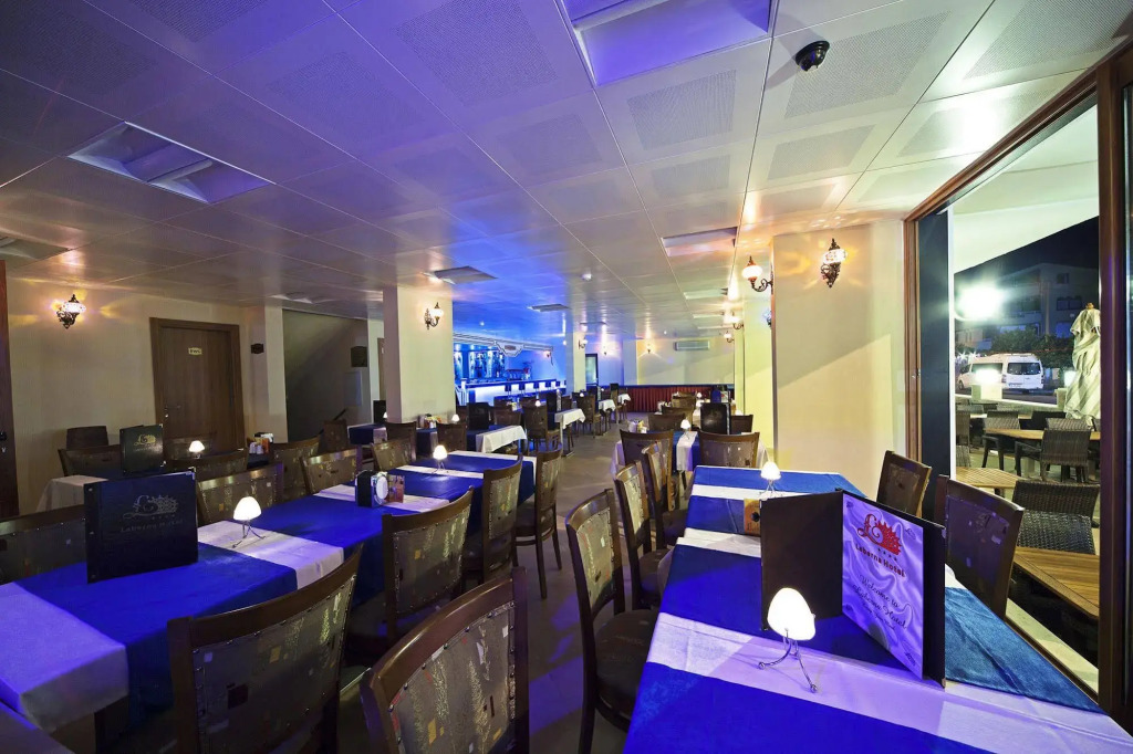 Asdamaris Hotel