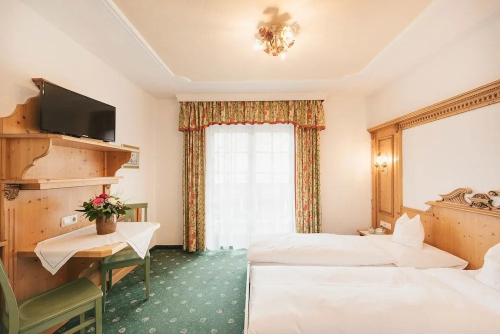 Hotel Hoferwirt - Neustift, Stubai