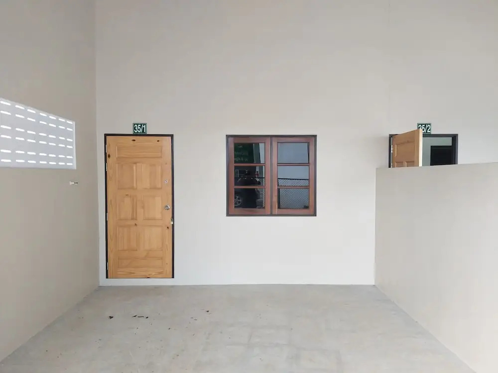 Triple S House