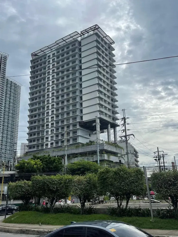 Lush Residences Makati