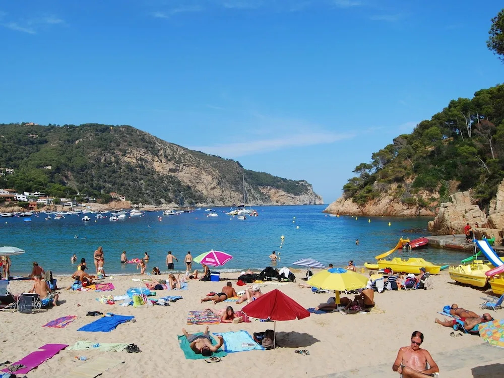 Cozy Apartment in Calella de Palafrugell With Swimming Pool