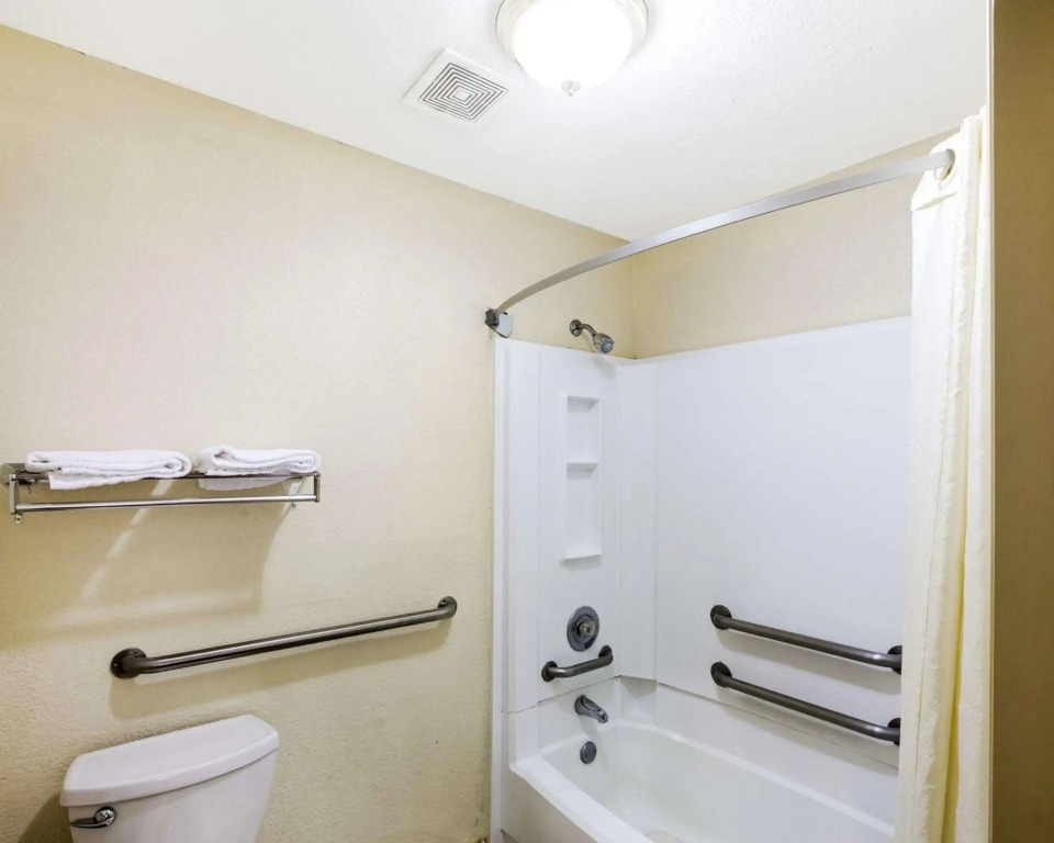 Fiesta Inn and Suites Medical Center I-10