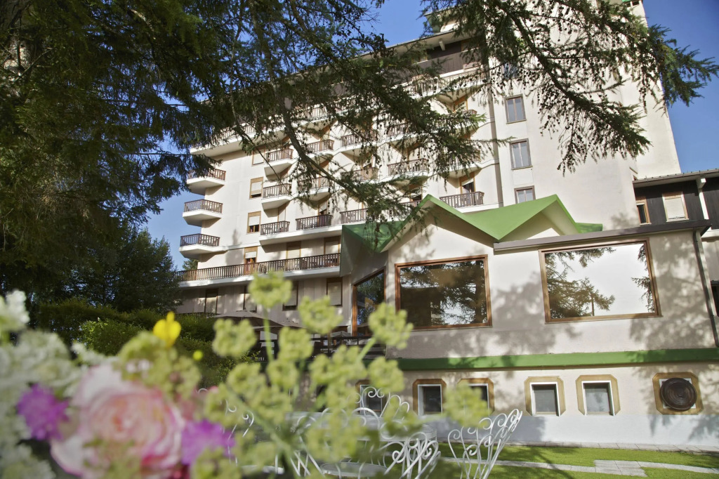 Курортный отель Linta Hotel Wellness & Spa